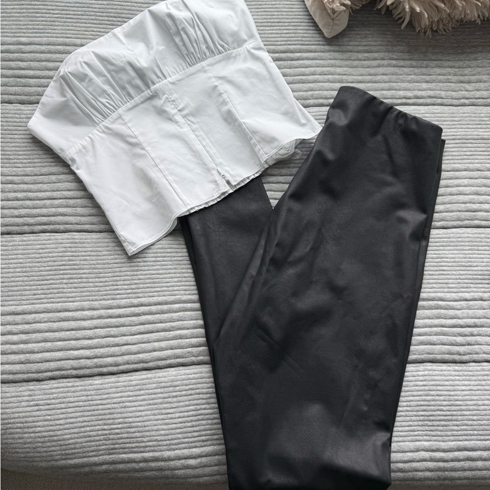 LIKE NEW SEXY LEGGING KHY by KYLIE JENNER